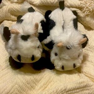 FUZZY COW SLIPPERS